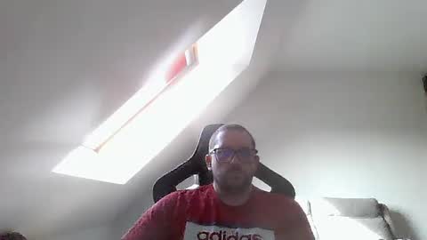 breton online show from February 16, 2:15 pm