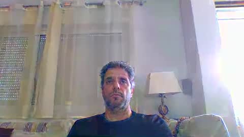 Snapshot of man211172 chatting on February 23, 2:32 pm man211172 online show from February 23, 2:32 pm