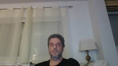 Snapshot of man211172 chatting on February 25, 6:42 pm man211172 online show from February 25, 6:42 pm