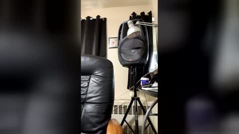 manditogon1975 online show from January 11, 7:50 pm