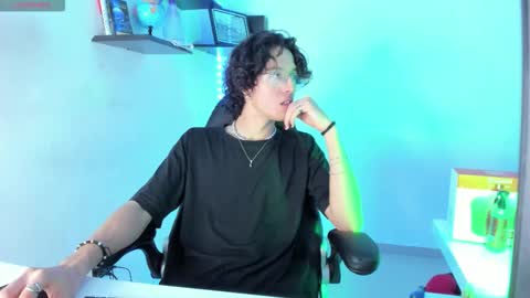 Snapshot of manu_vera8 chatting on October 21, 2:47 am Manuel online show from October 21, 2:47 am
