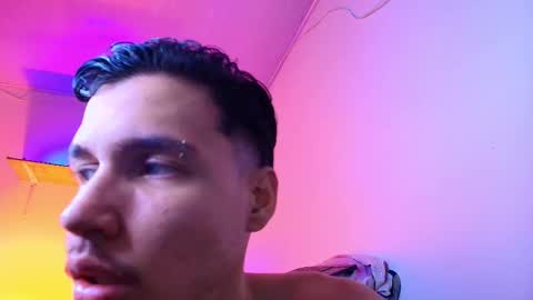 Marcus Hanks online show from November 25, 2:46 am