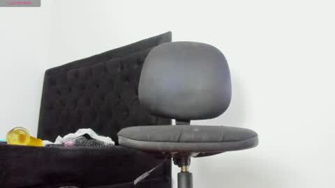 Marcus Independent Model online show from March 13, 2:19 am