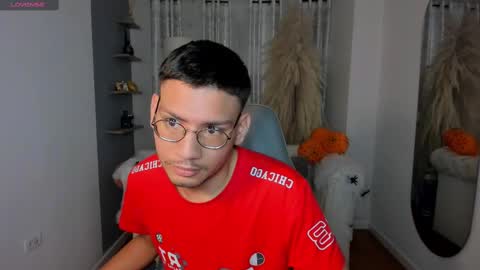 Snapshot of marcuswildx chatting on October 7, 11:36 am marcus online show from October 7, 11:36 am