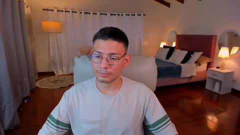 Snapshot of marcuswildx chatting on September 25, 10:41 pm marcus online show from September 25, 10:41 pm