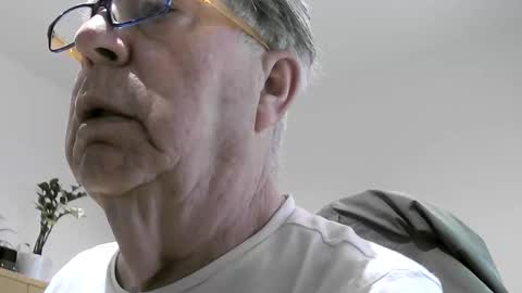 marcoxxl online show from March 2, 8:21 am