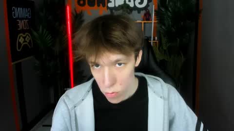 Mark online show from June 10, 8:38 am