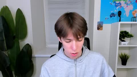 Mark online show from April 19, 6:10 pm