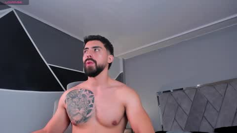 mark_broown_ online show from December 6, 1:18 am