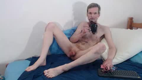 mark_islington online show from December 1, 7:39 pm