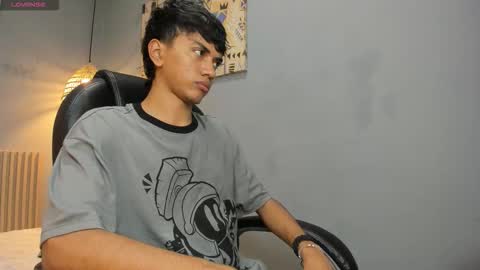 markbowie online show from January 13, 12:31 pm