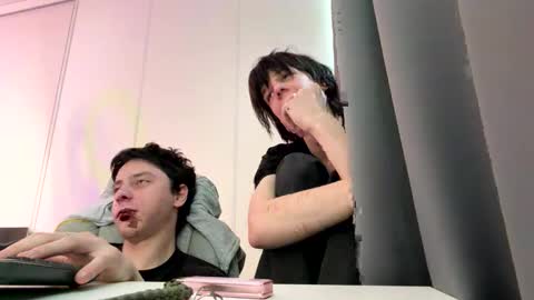 Mark online show from March 31, 4:36 am