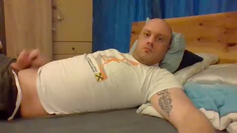 markus_7 online show from April 14, 4:39 pm