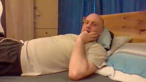 markus_7 online show from April 15, 5:35 pm