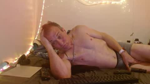 markymark101825061 online show from January 29, 1:37 am