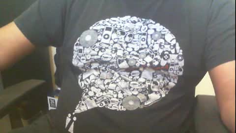 Snapshot of marriedandfrisky chatting on December 17, 3:28 pm Married Horny Guy online show from December 17, 3:28 pm