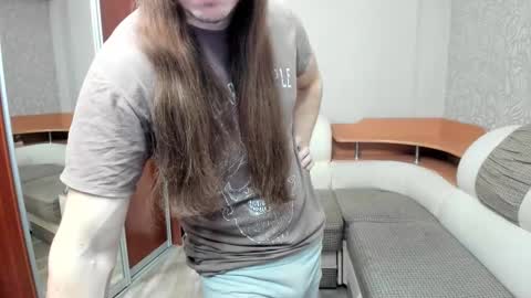 Alan online show from January 8, 5:29 pm