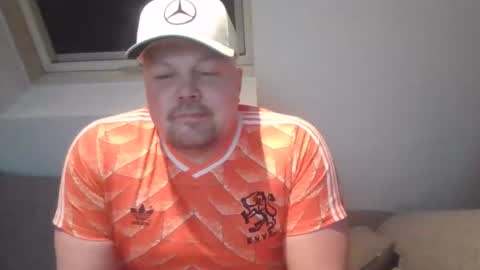 mars0481 online show from February 5, 5:53 pm