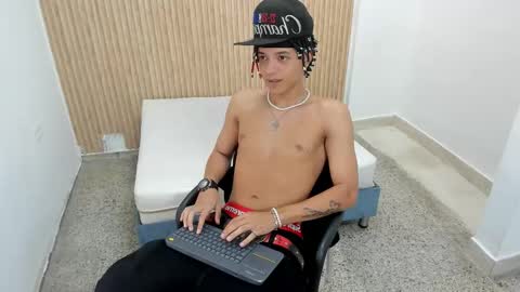 MARSHALL online show from November 4, 1:01 pm