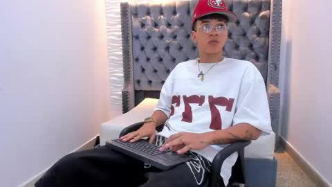 MARSHALL online show from April 21, 1:17 pm