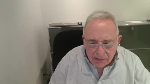 martin_1947 online show from March 11, 5:53 pm