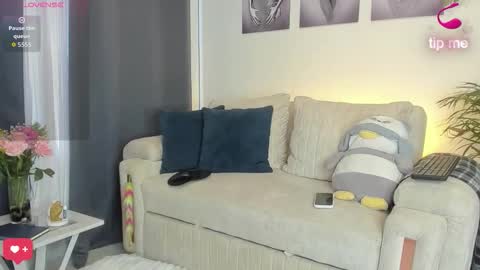 mash_angelo online show from February 18, 1:20 pm