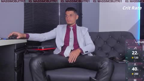 I am Massimo online show from November 26, 2:31 pm