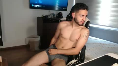 massimo online show from January 13, 4:11 pm