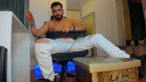 Matthew online show from October 10, 9:18 pm