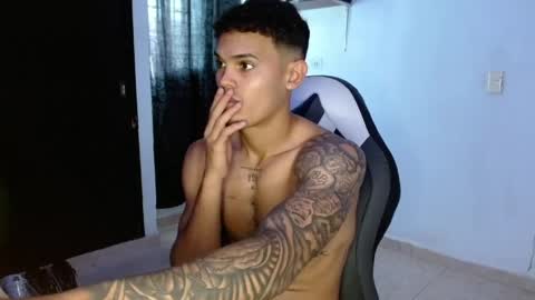 master_black777 online show from April 2, 1:41 pm