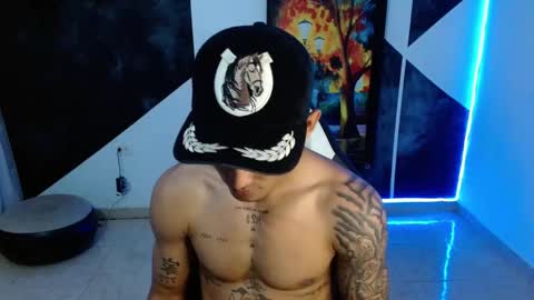 master_black777 online show from March 5, 2:46 pm