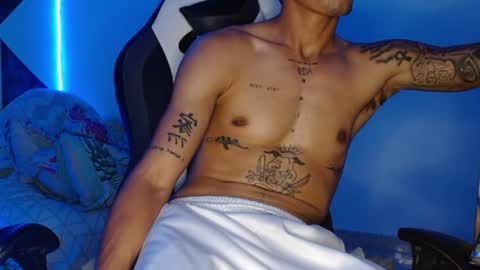 Snapshot of master_black777 chatting on October 20, 8:02 pm master_black777 online show from October 20, 8:02 pm