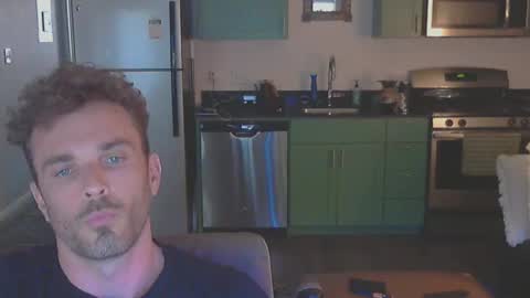 Snapshot of master_louie chatting on October 11, 6:12 pm muskyjockdick online show from October 11, 6:12 pm