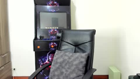 steven  online show from March 19, 1:20 am