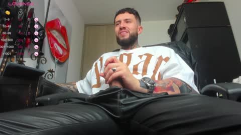 steven  online show from January 3, 4:59 pm