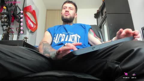 steven  online show from January 10, 3:06 pm