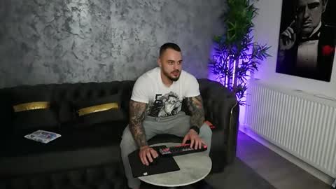 masterkingmuscle online show from March 13, 8:37 pm