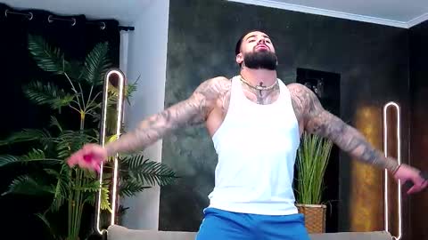 masterkingofmuscle online show from November 27, 9:51 pm