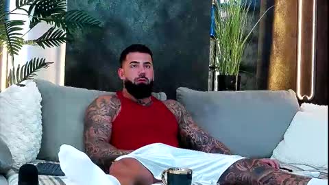 Snapshot of masterkingofmuscle chatting on September 29, 7:29 am masterkingofmuscle online show from September 29, 7:29 am