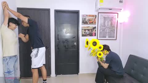 Team Cris Darwin- Fernando- Stiven- David online show from April 21, 11:27 am