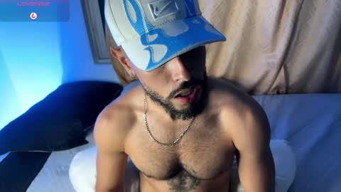 Mateo Baer online show from April 23, 4:17 am