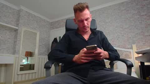 MateoBenjamin online show from December 6, 4:28 pm