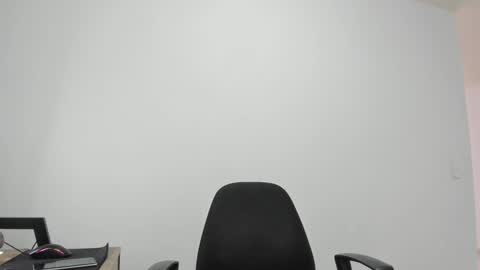 Snapshot of matheusbeard2 chatting on February 7, 8:53 pm Matheus online show from February 7, 8:53 pm