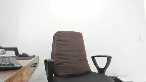 Snapshot of matheusbeard2 chatting on February 6, 3:52 pm Matheus online show from February 6, 3:52 pm