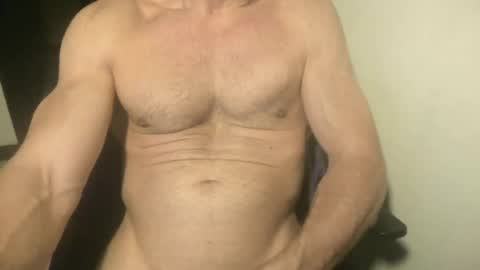MatiasMatureMuscle online show from June 27, 1:52 am