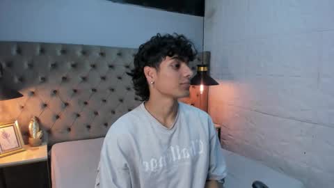 mattfiore online show from November 11, 12:10 pm