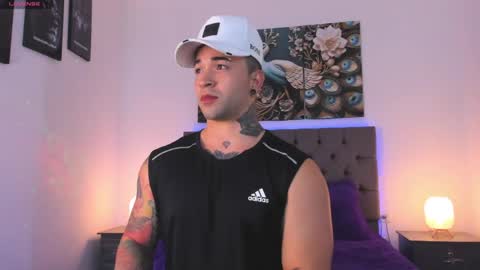 Matthew INDEPENDENT MODEL online show from April 21, 1:42 am