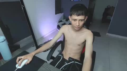 mattias     online show from February 10, 7:04 am