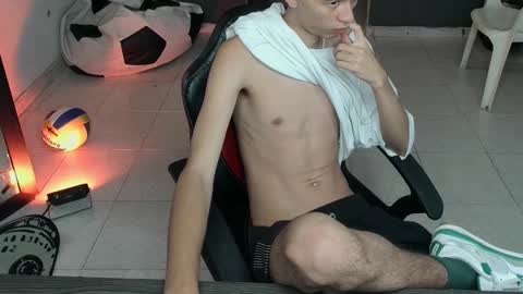 mattias     online show from March 12, 3:40 pm