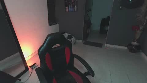 mattias     online show from March 6, 4:30 am